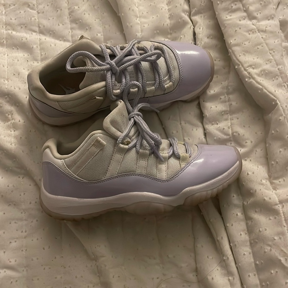 Jordan 11 low